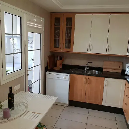 Apartamento Terrazas Del Duque 2, Terrace, Sea View, Only 300 M To Beach, Heated Pool, Wifi Internet, Dishwasher, Washing Machine