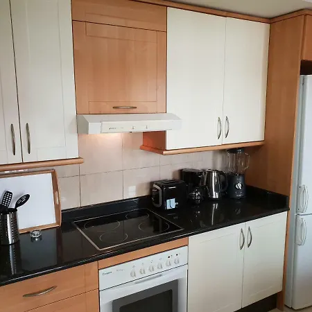 Apartament Terrazas Del Duque 2, Terrace, Sea View, Only 300 M To Beach, Heated Pool, Air Conditioning, Wifi Internet, Dishwasher, Washing Machine