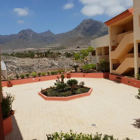 Lejlighed Terrazas Del Duque 2, Terrace, Sea View, Only 300 M To Beach, Heated Pool, Air Conditioning, Wifi Internet, Dishwasher, Washing Machine *