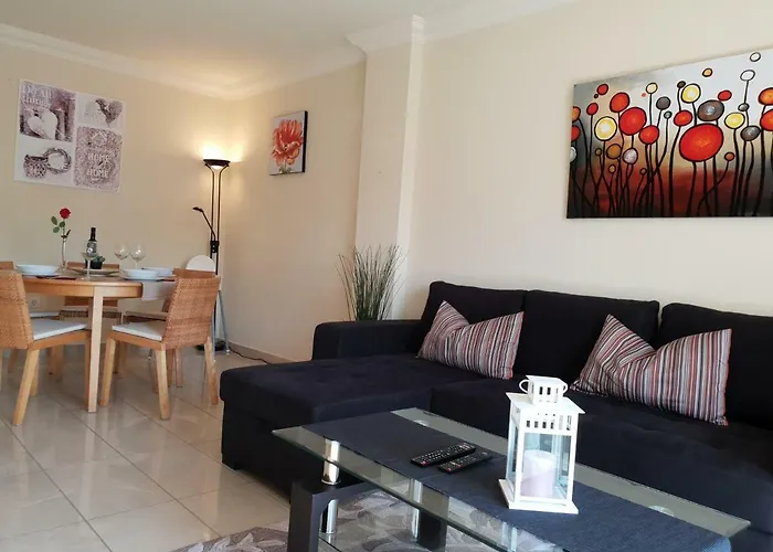 Appartement Terrazas Del Duque 2, Terrace, Sea View, Only 300 M To Beach, Heated Pool, Wifi Internet, Dishwasher, Washing Machine