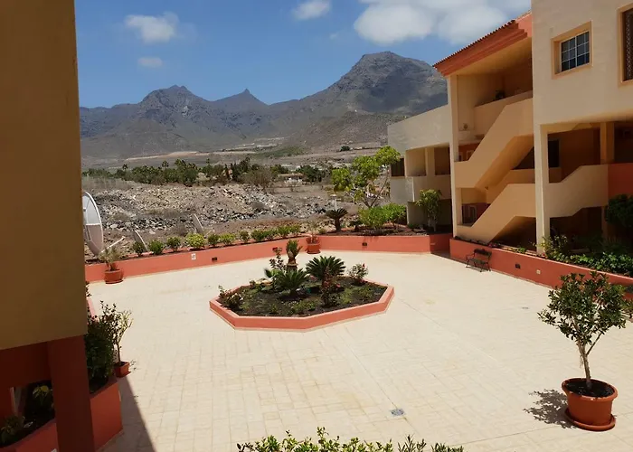 Appartement Terrazas Del Duque 2, Terrace, Sea View, Only 300 M To Beach, Heated Pool, Wifi Internet, Dishwasher, Washing Machine *